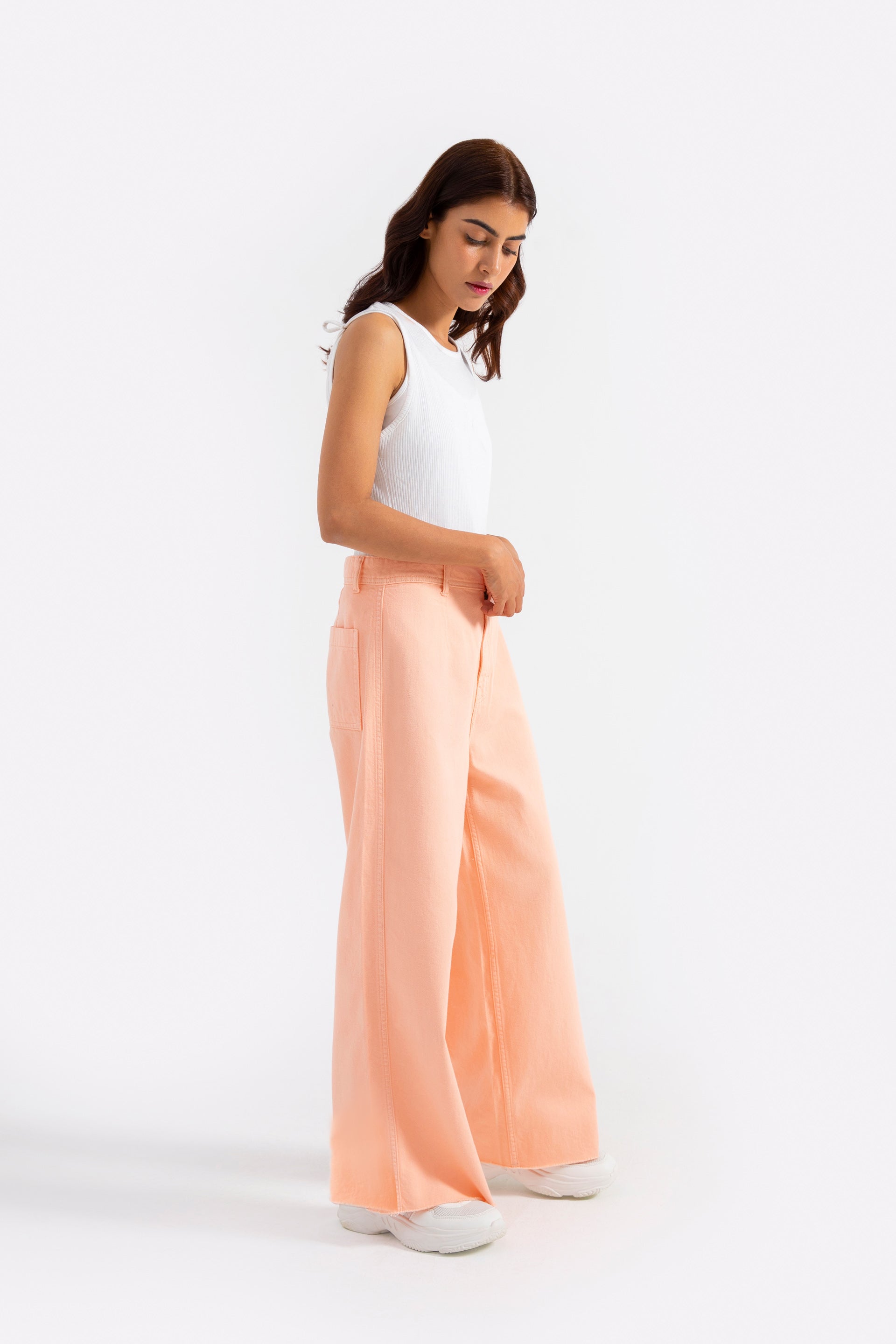 Solada Women's wide leg trousers: for sale at 19.99€ on Mecshopping.it